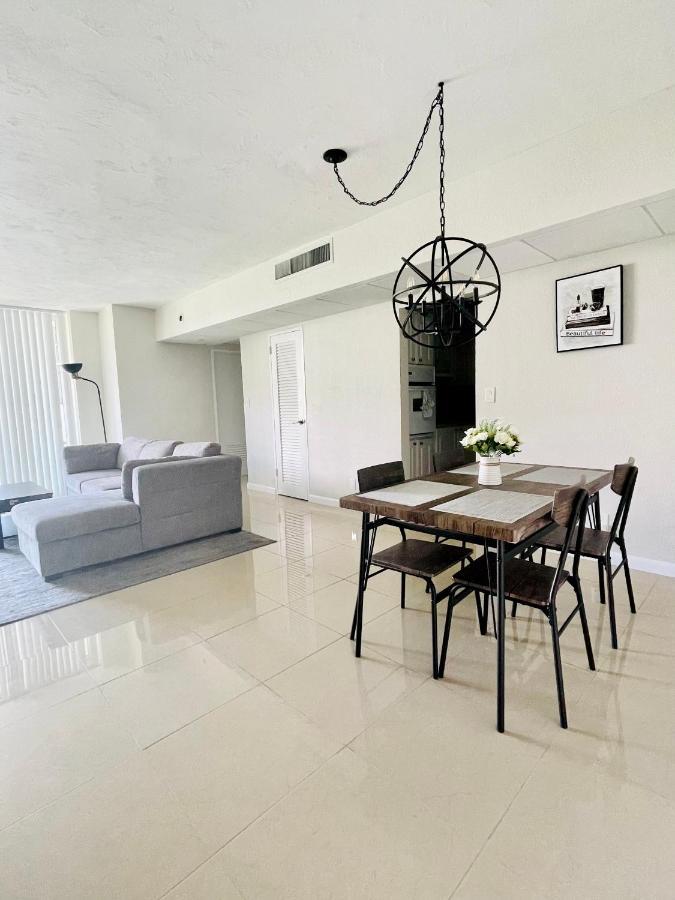 Spacious 1br On The Beach, The Tides, Hollywood,fl *