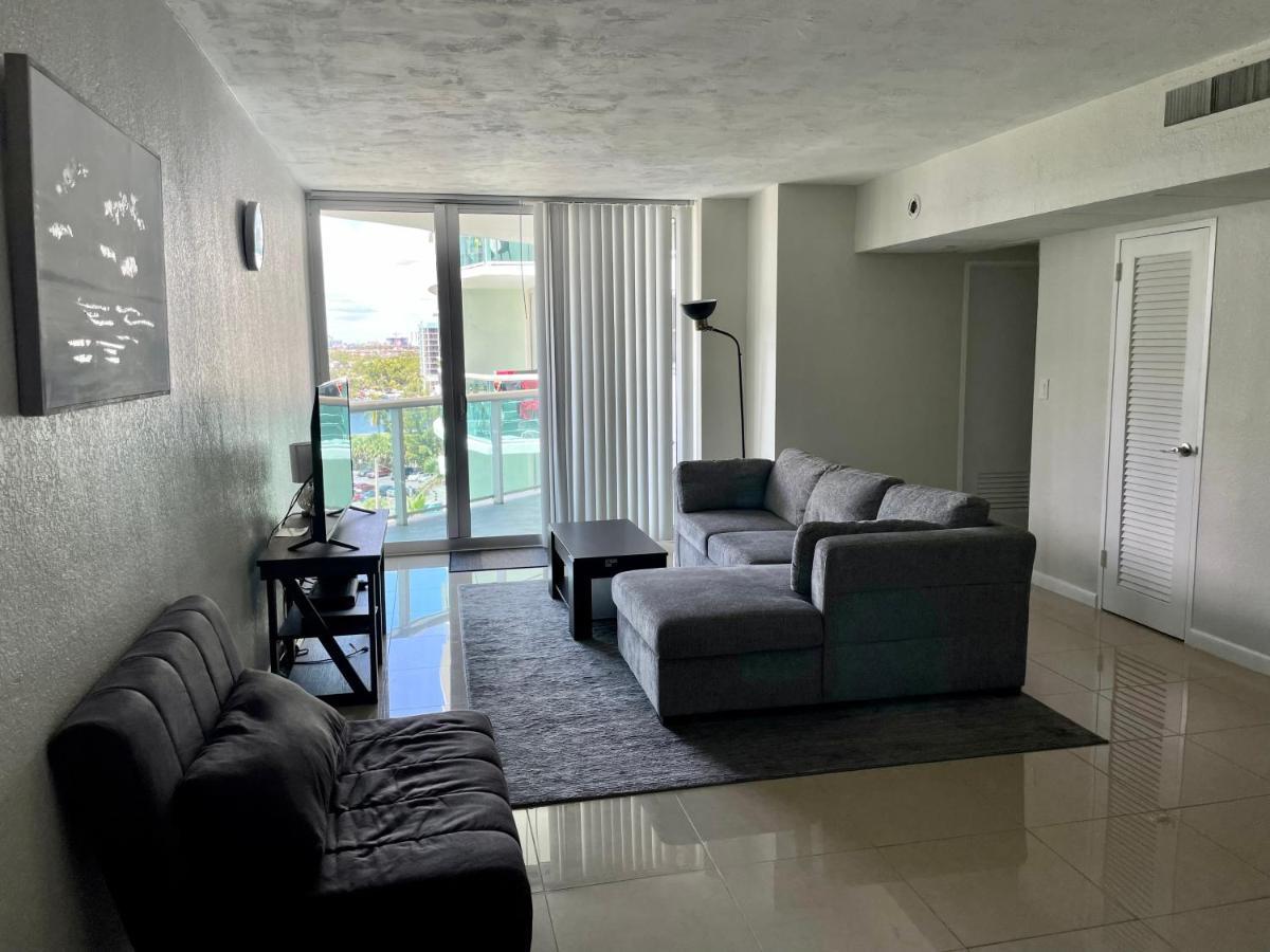 Spacious 1br On The Beach, The Tides, Hollywood,fl Apartment