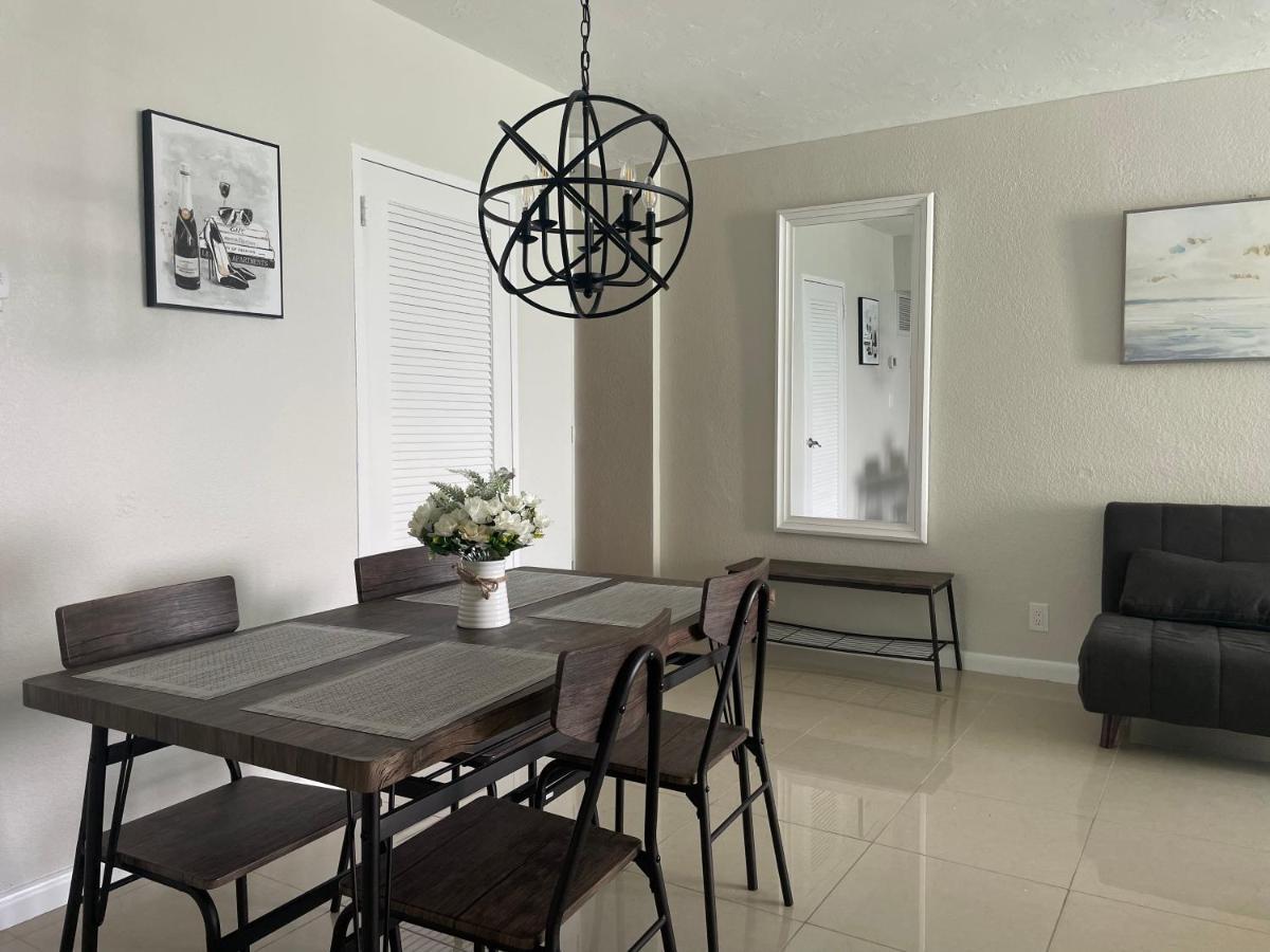 Apartment Spacious 1br On The Beach, The Tides, Hollywood,fl